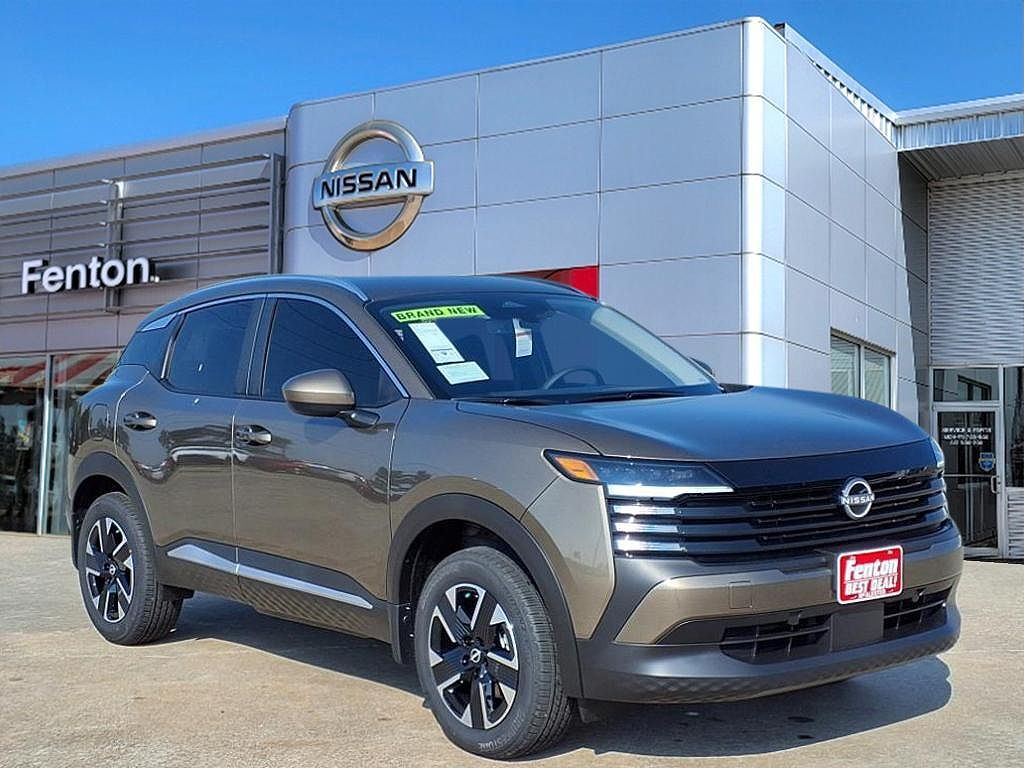 2025 NISSAN Kicks