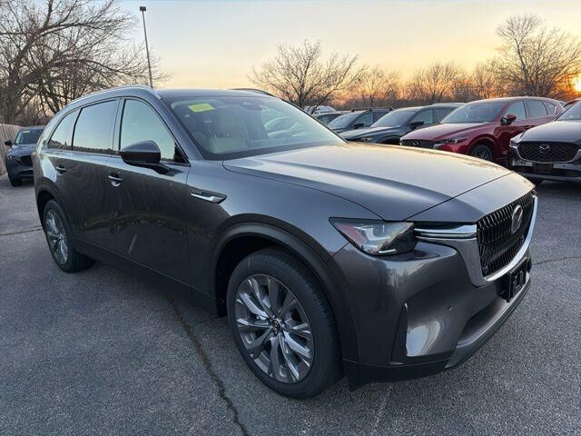 2026 MAZDA CX-90