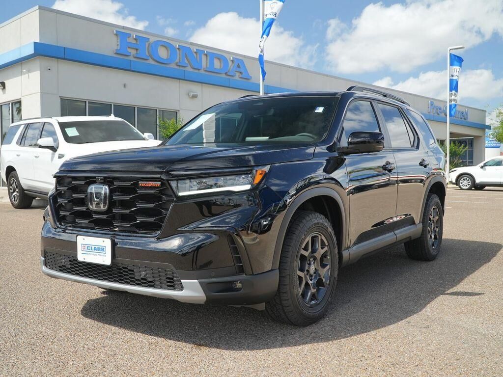2025 HONDA Pilot
