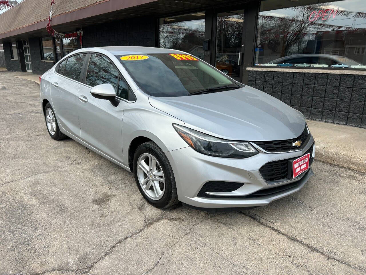 2017 CHEVROLET Cruze