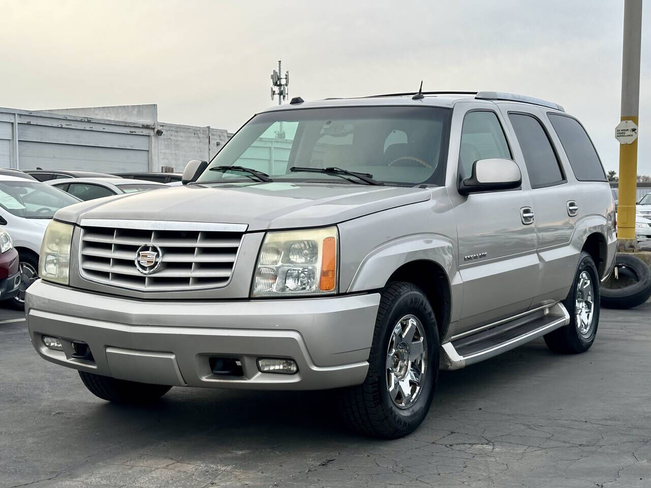 2004 CADILLAC Escalade