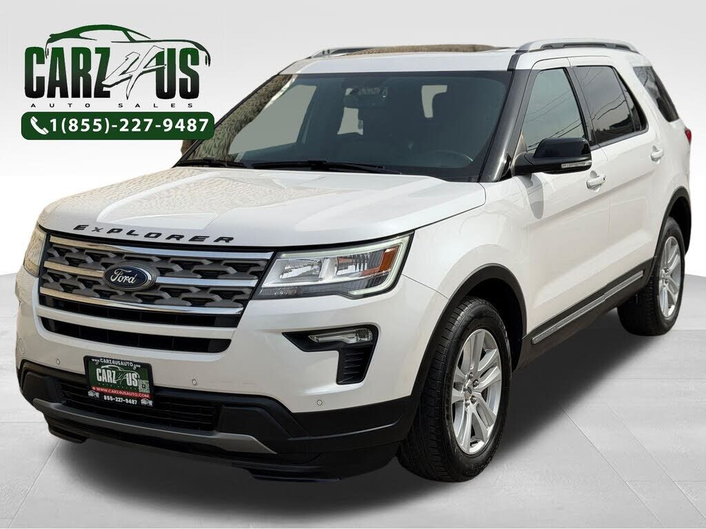 2018 FORD Explorer