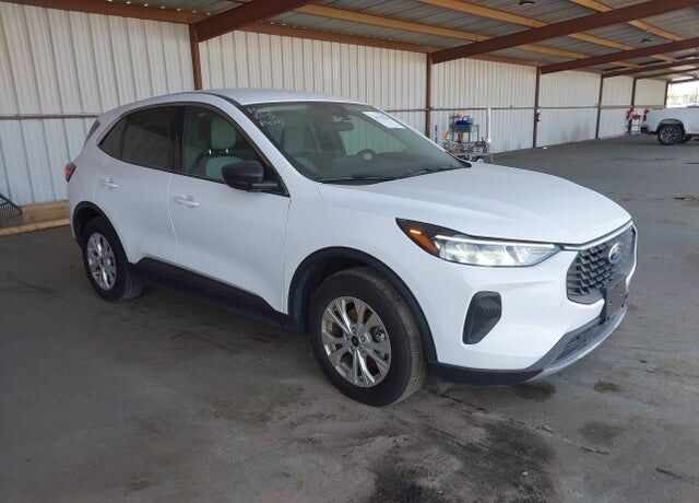 2024 FORD Escape