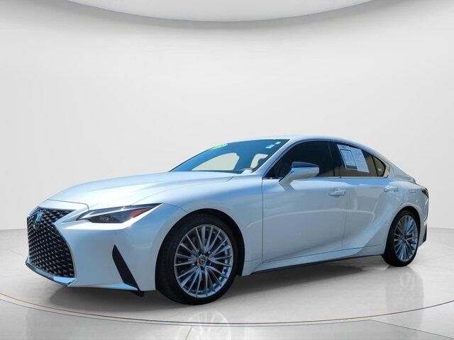 2023 LEXUS IS