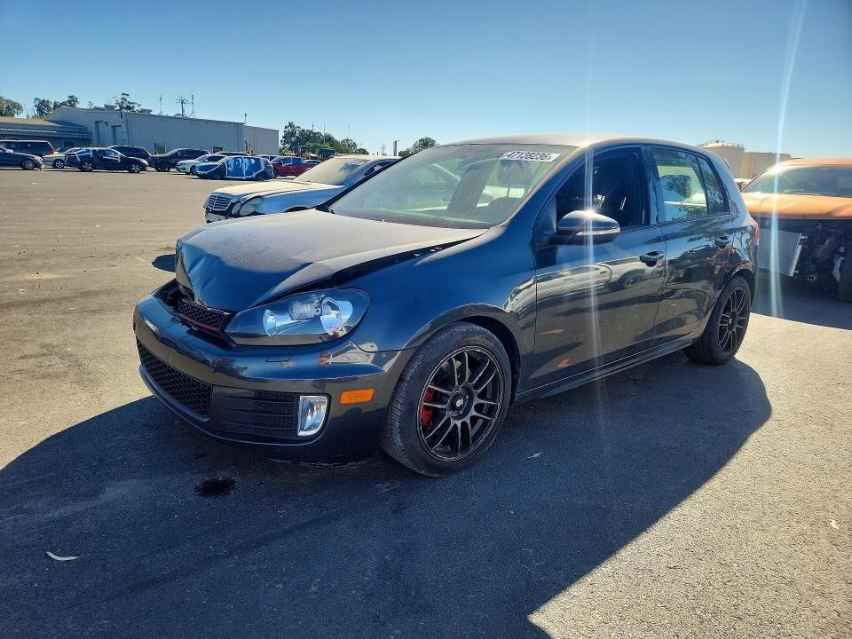 2013 VOLKSWAGEN Golf GTI