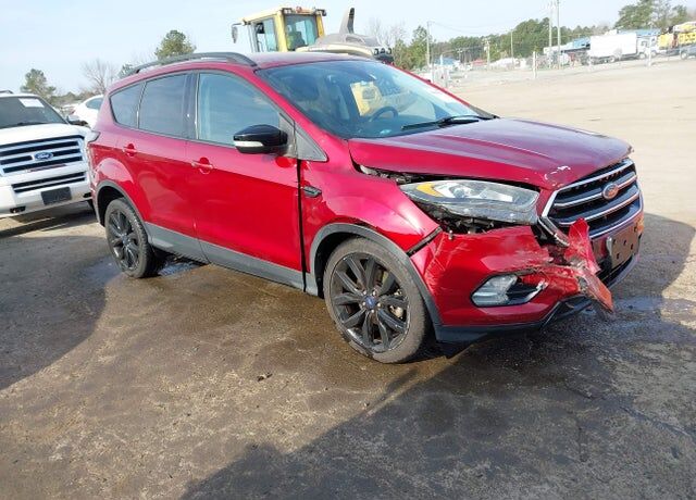 2017 FORD Escape