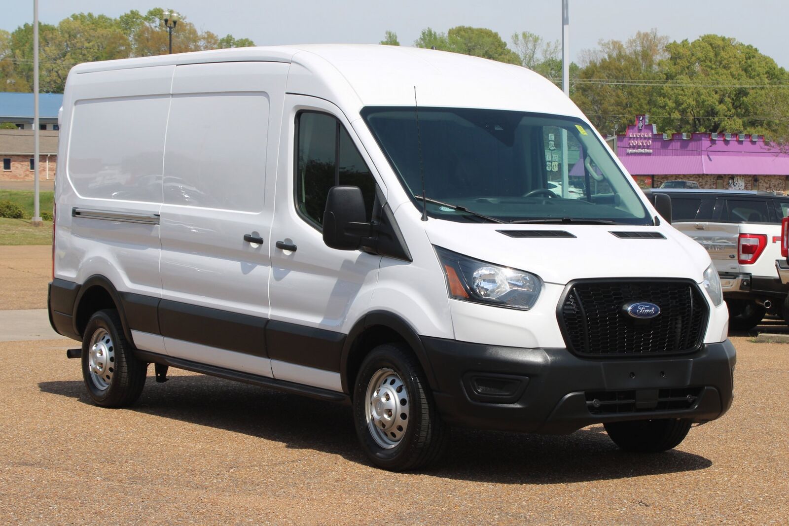 2023 FORD Transit