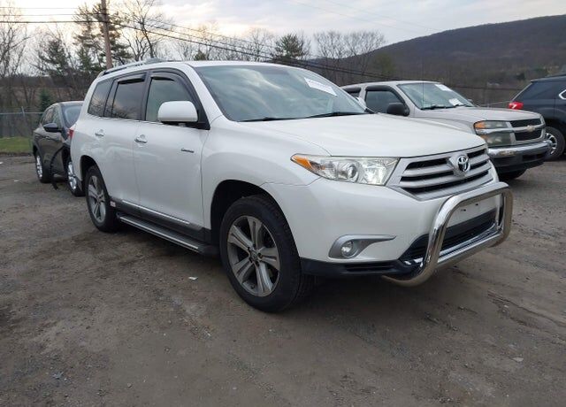 2012 TOYOTA Highlander