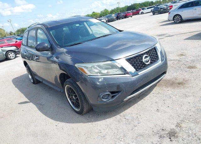 2013 NISSAN Pathfinder