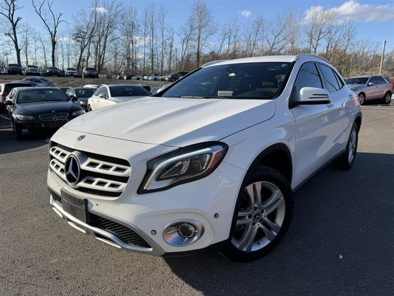 2019 MERCEDES-BENZ GLA-Class