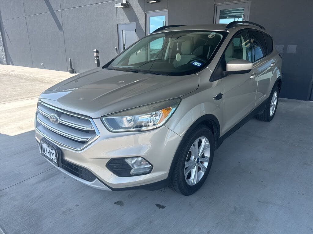 2018 FORD Escape