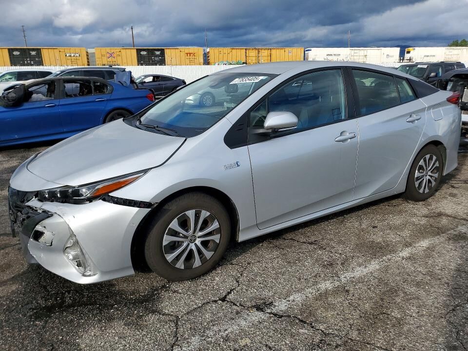 2022 TOYOTA Prius