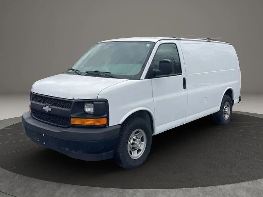 2017 CHEVROLET Express