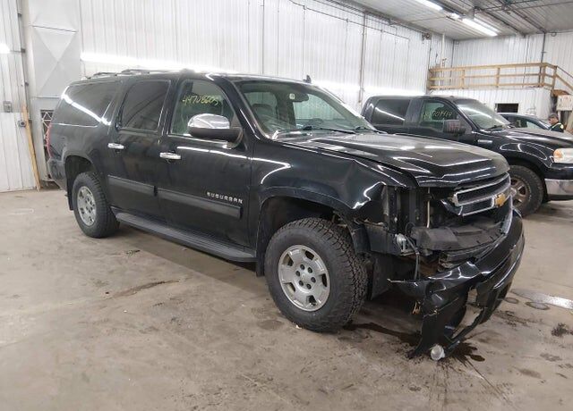 2014 CHEVROLET Suburban