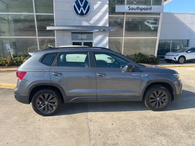 2022 VOLKSWAGEN Taos