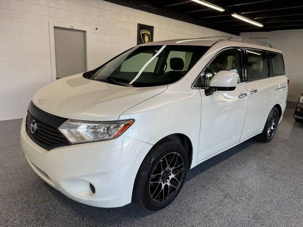 2015 NISSAN Quest