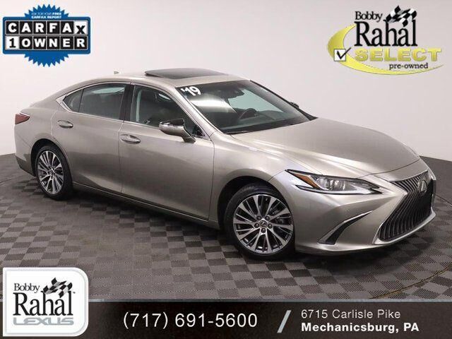 2019 LEXUS ES