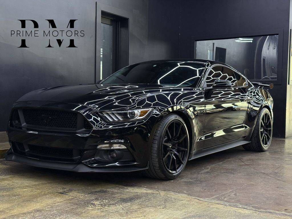 2017 FORD Mustang