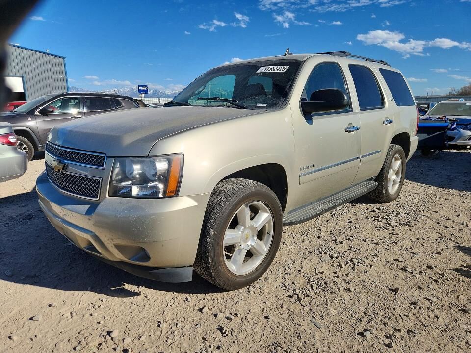 2013 CHEVROLET Tahoe
