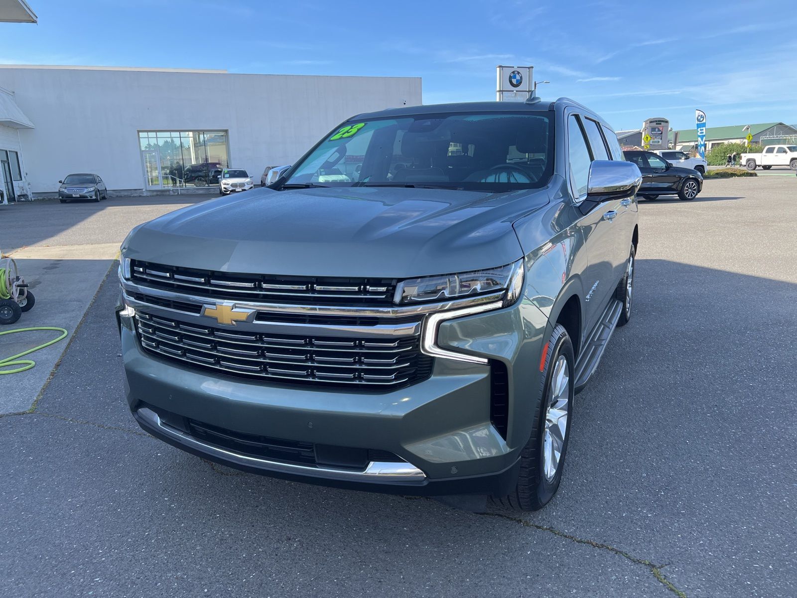 2023 CHEVROLET Suburban