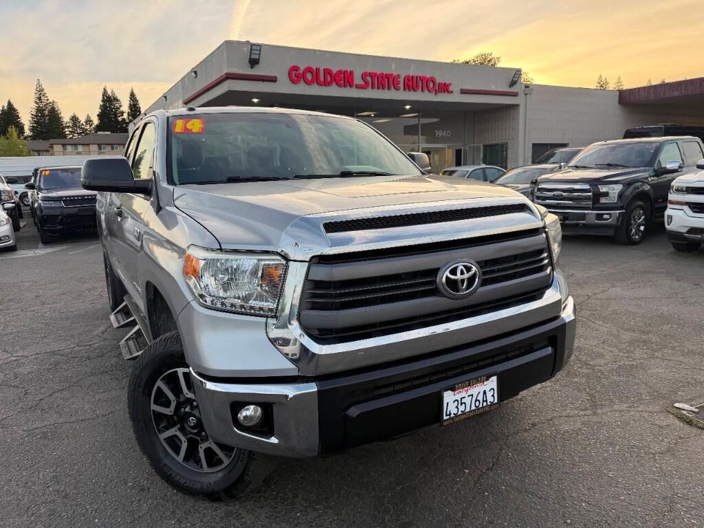 2014 TOYOTA Tundra