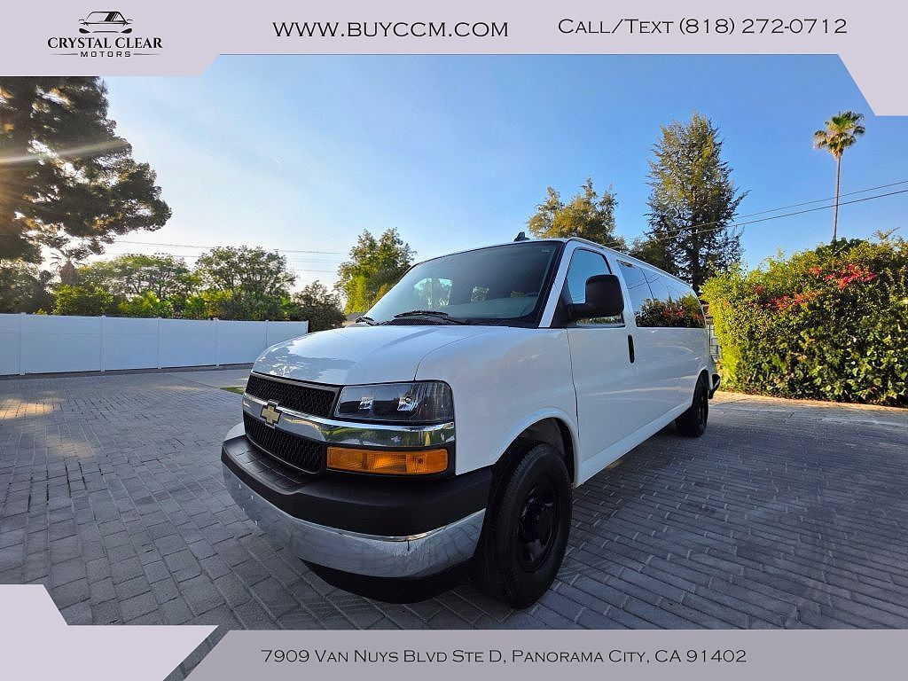 2017 CHEVROLET Express