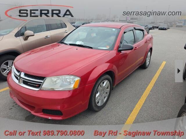 2013 DODGE Avenger