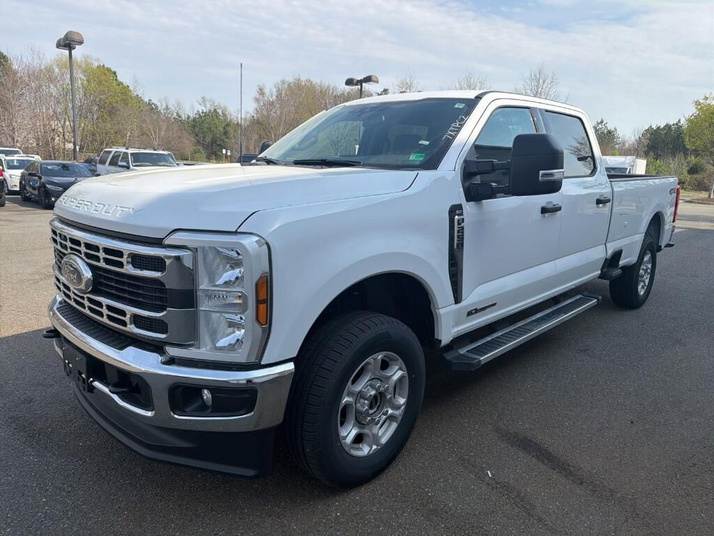 2025 FORD F-250