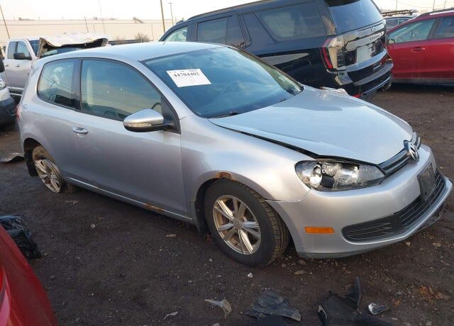 2012 VOLKSWAGEN Golf