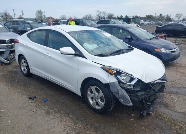 2015 HYUNDAI Elantra