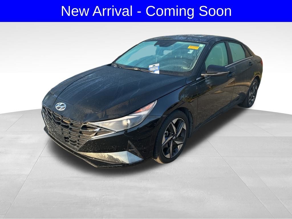 2022 HYUNDAI Elantra