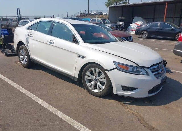 2011 FORD Taurus