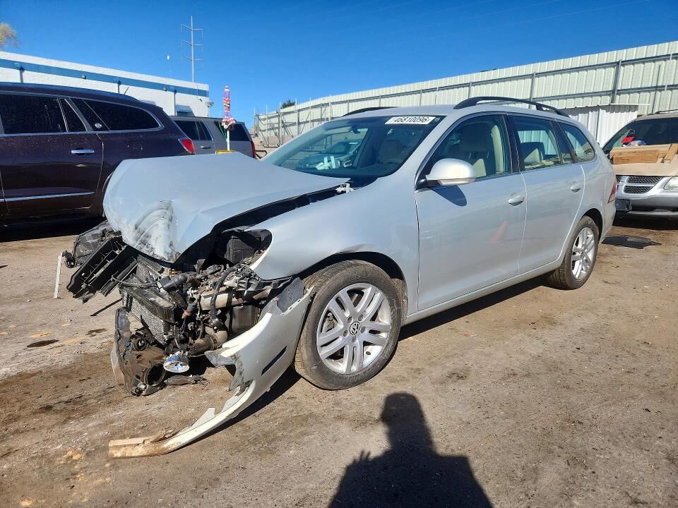 2011 VOLKSWAGEN Jetta Wagon