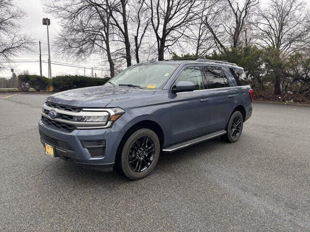 2022 FORD Expedition