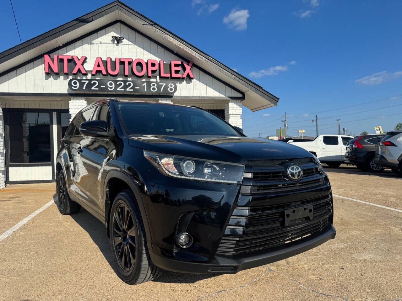 2019 TOYOTA Highlander