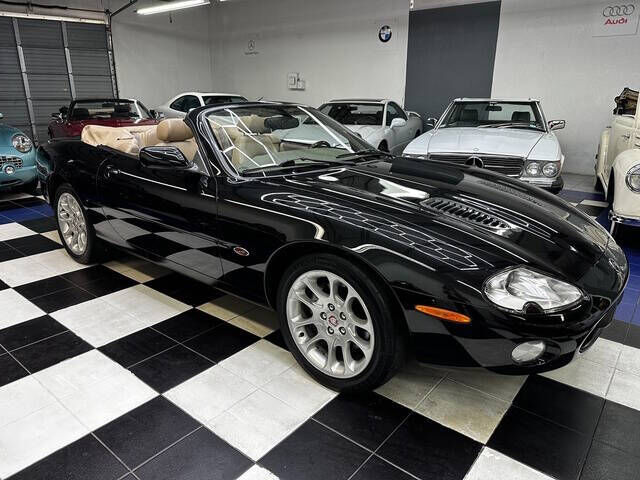 2002 JAGUAR XKR