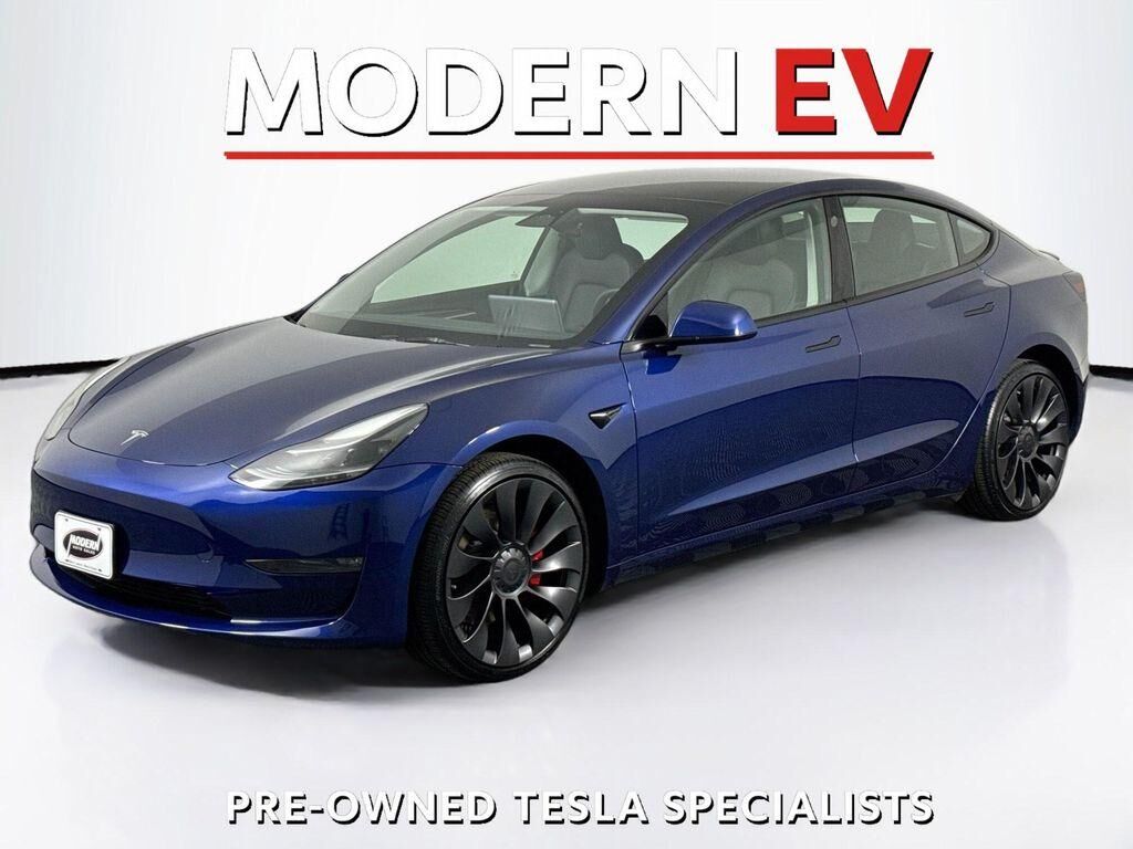 2023 TESLA Model 3