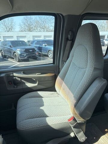 2004 CHEVROLET Express