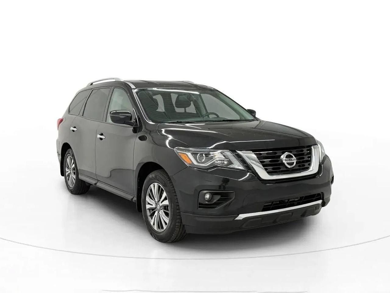 2020 NISSAN Pathfinder