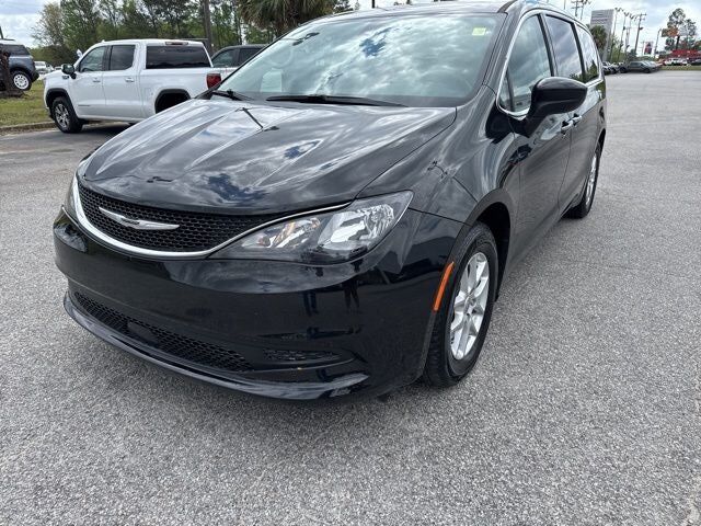 2021 CHRYSLER Voyager