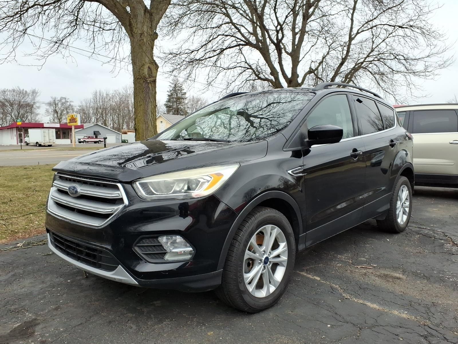 2017 FORD Escape