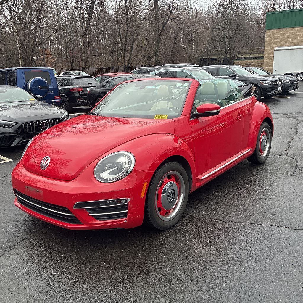 2018 VOLKSWAGEN Beetle