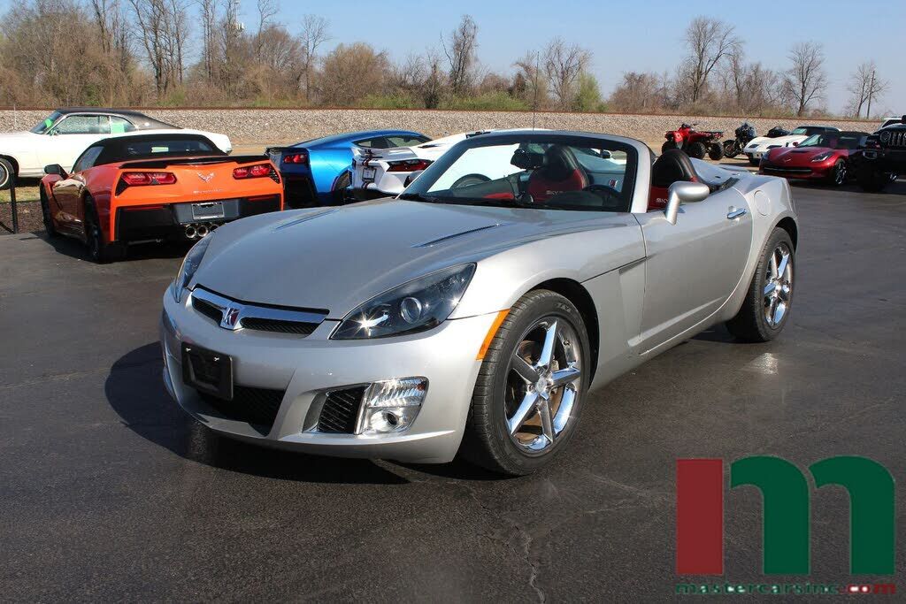 2008 SATURN Sky