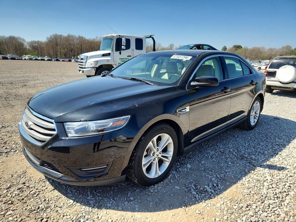 2015 FORD Taurus