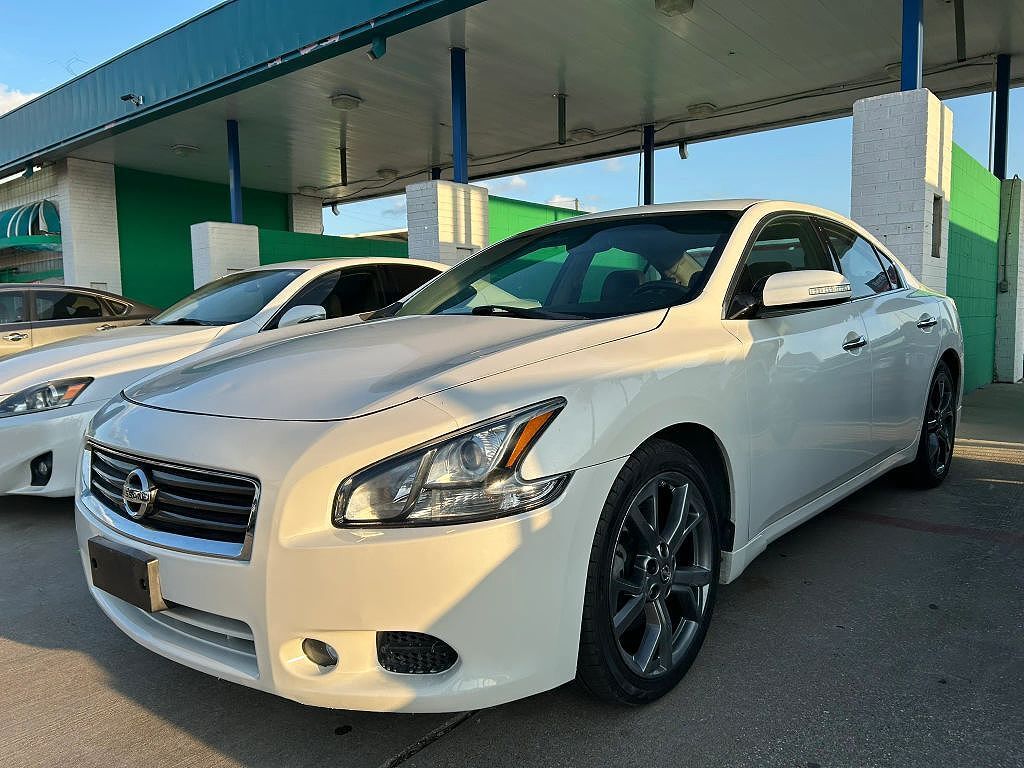 2014 NISSAN Maxima