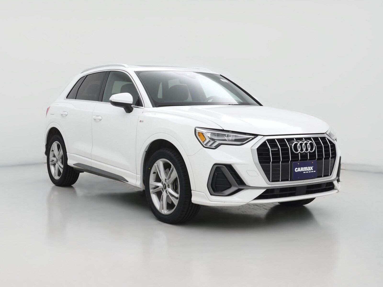 2022 AUDI Q3