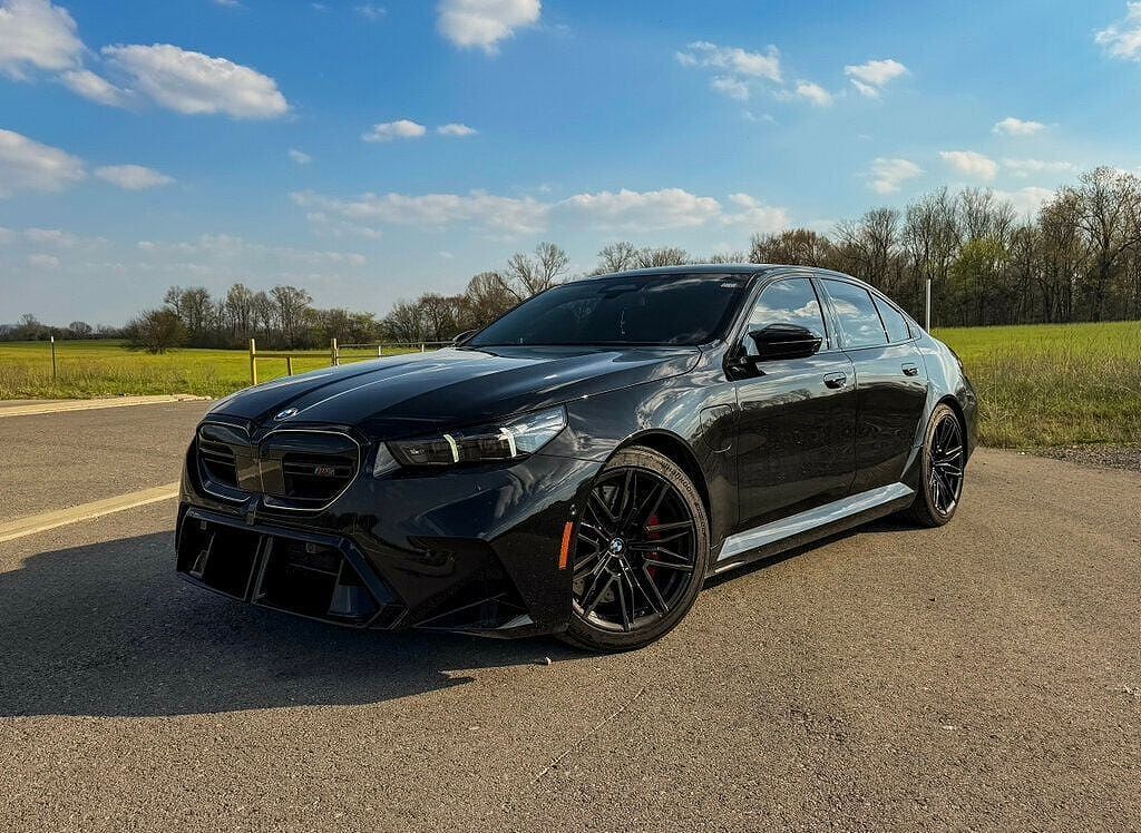 2025 BMW M5