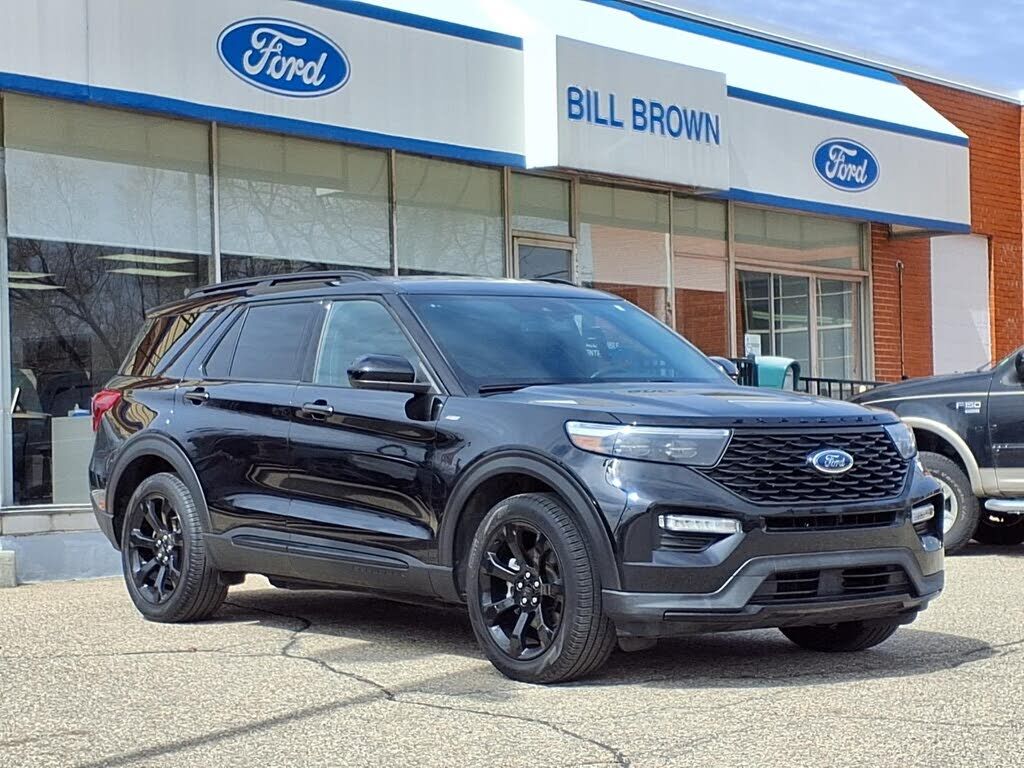 2023 FORD Explorer