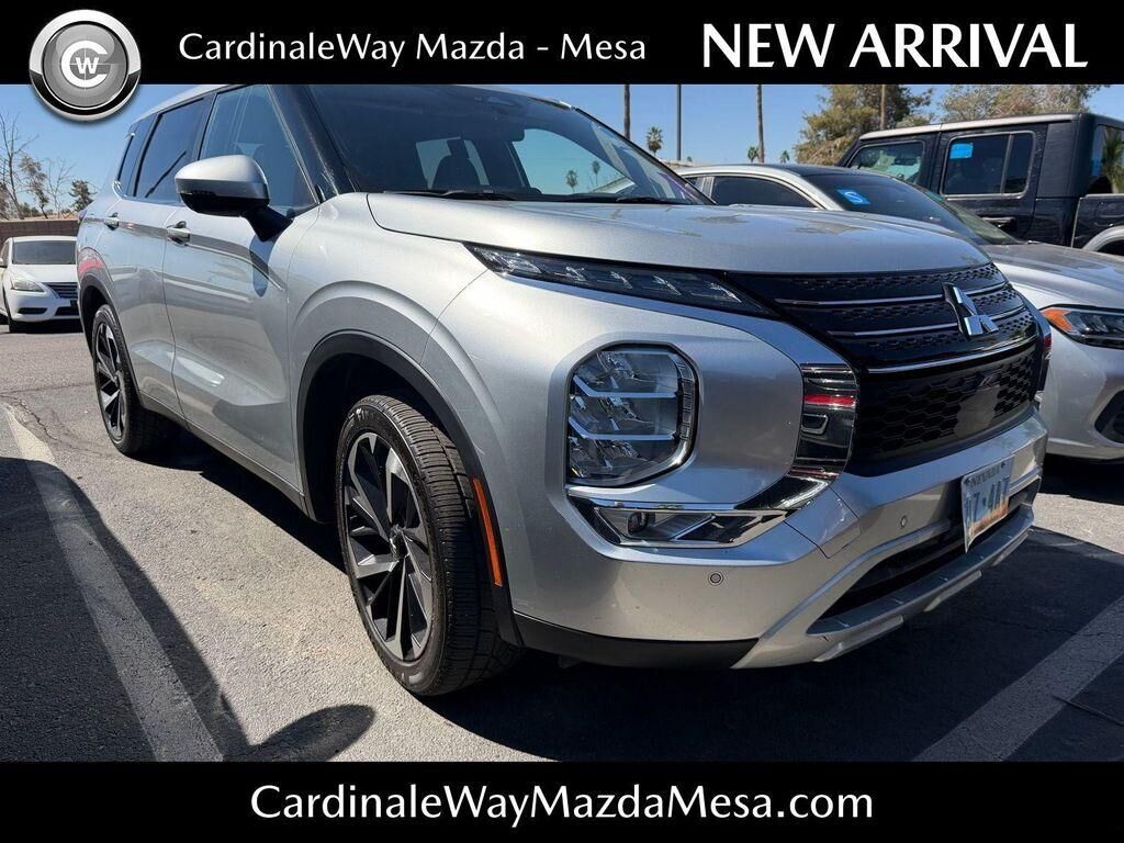 2024 MITSUBISHI Outlander
