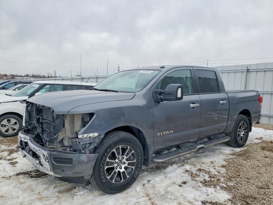 2021 NISSAN Titan